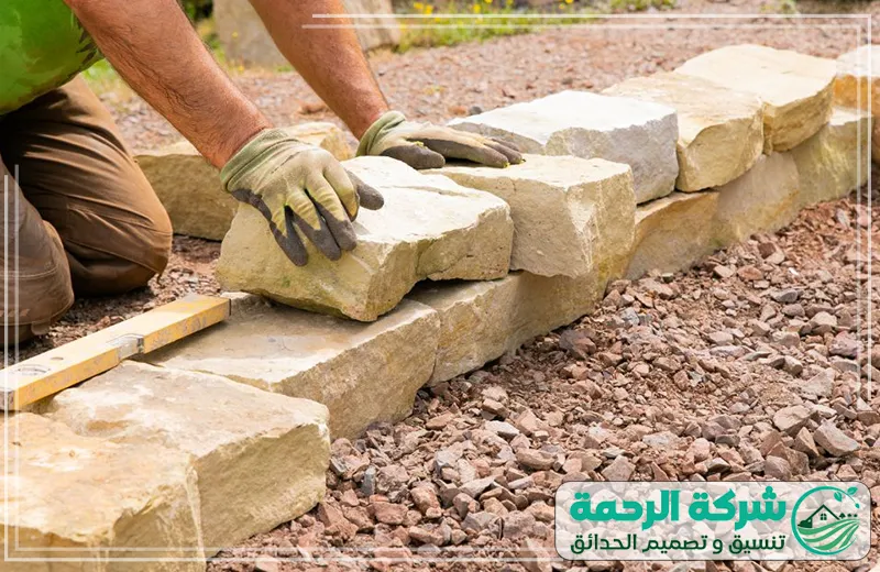 تنسيق حدائق منزلية تبوك 0559460943 الرحمة يتولى فني تنسيق حدائق تنسيق المسطحات الخضراء وتحسين شكل الحديقة لتناسب الذوق العام للمكان.