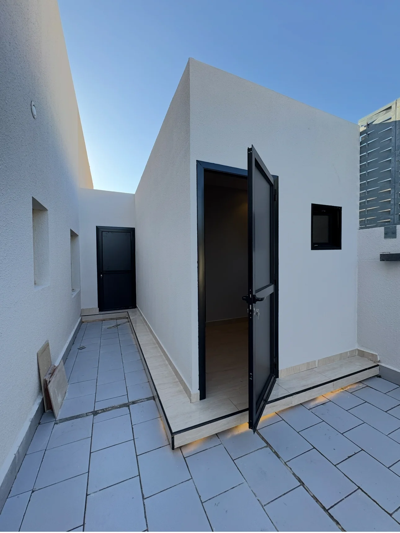 بناء غرفة العاملة بجدة 4 بناء غرفة العاملة بجدة