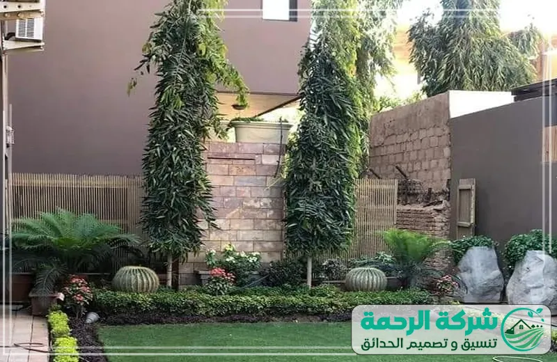 تركيب أشجار ونخيل بجدة 0559460943 الرحمة حديقة مميزة مليئة بالأشجار مرتبة بشكل متناسق، بتصميم راقٍ من شركة الرحمة بأفضل جودة.
