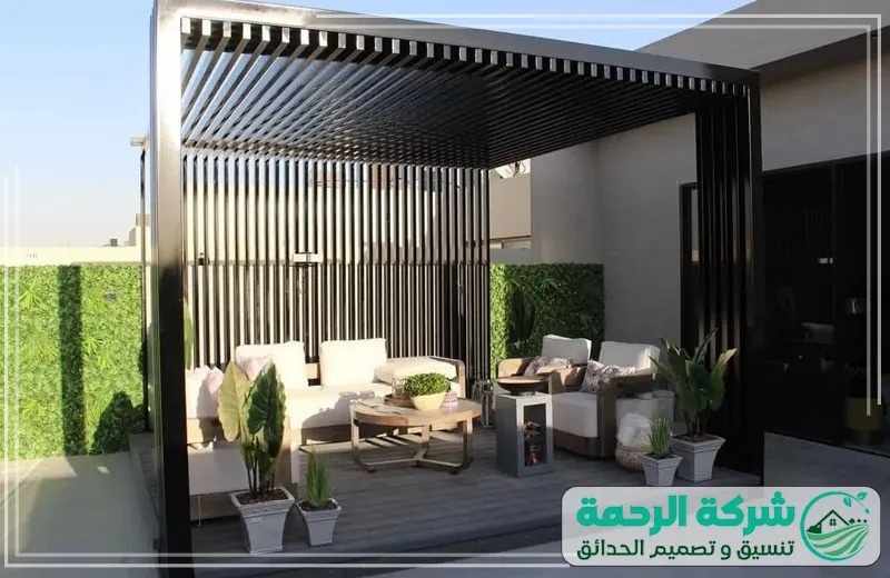 تركيب جلسات حدائق بمكة 0559460943 الرحمة يركز الفني على اختيار قطع الجلسات الخارجية بعناية لتناسب أجواء المكان وتصاميمه.