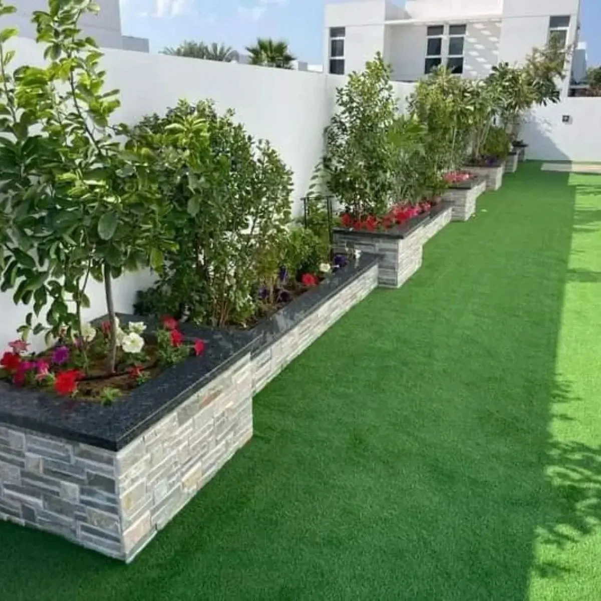 أحواض زرع للحوش في السعودية | أفضل التصاميم والخامات لتجميل الحوش 2026